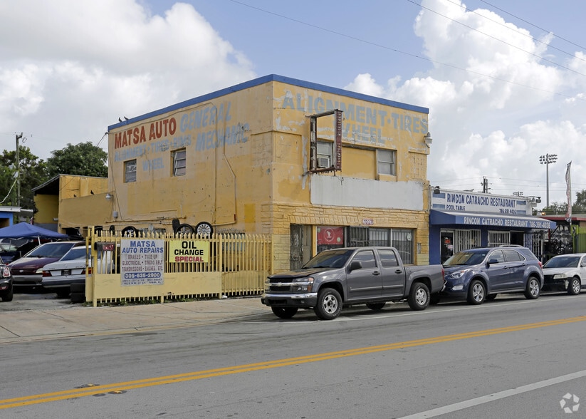 1027 NW 36th St, Miami, FL for lease - Primary Photo - Image 1 of 11