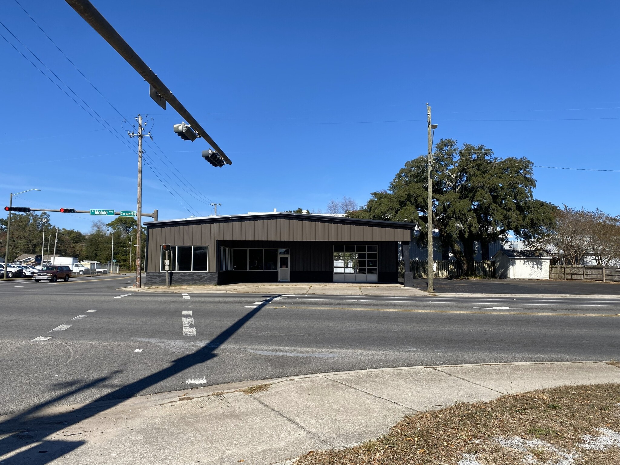 2812 W Cervantes St, Pensacola, FL for lease Primary Photo- Image 1 of 10