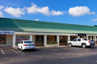 5505-5805 Manatee Ave, Bradenton, FL for lease Interior Photo- Image 2 of 4