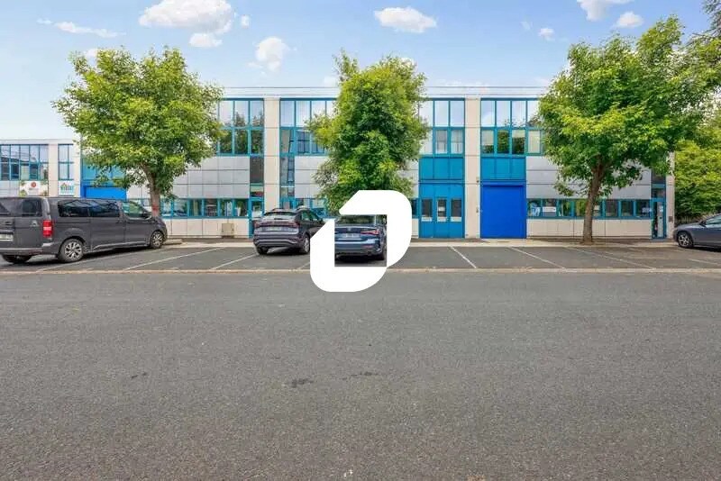 32 Avenue Des Pépiniéres, Fresnes for lease Building Photo- Image 1 of 5