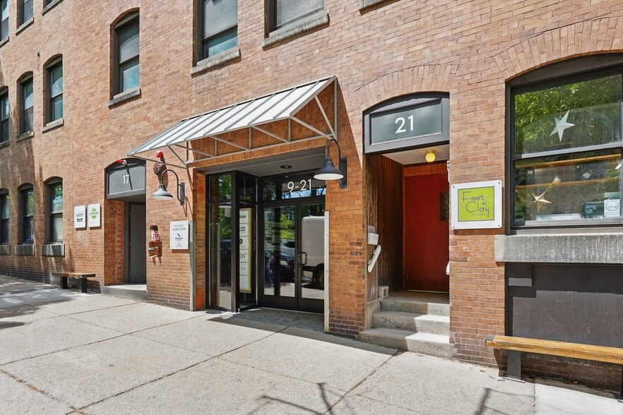 9-21 Station St, Brookline, MA for lease - Primary Photo - Image 1 of 20