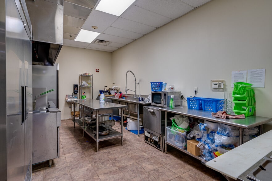 3737 Stilesboro Rd NW, Kennesaw, GA à vendre - Photo intérieure - Image 2 de 49