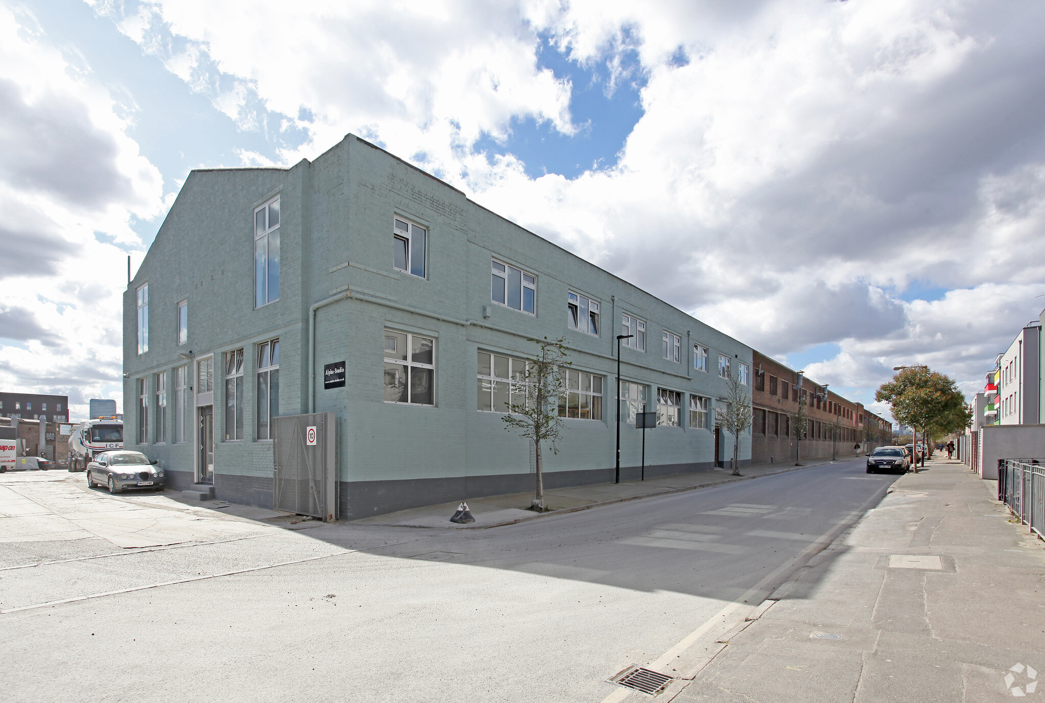 1-5 Empson St, London for lease Primary Photo- Image 1 of 5