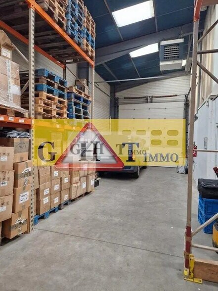 Industrial in Combs-la-Ville for sale - Building Photo - Image 3 of 7