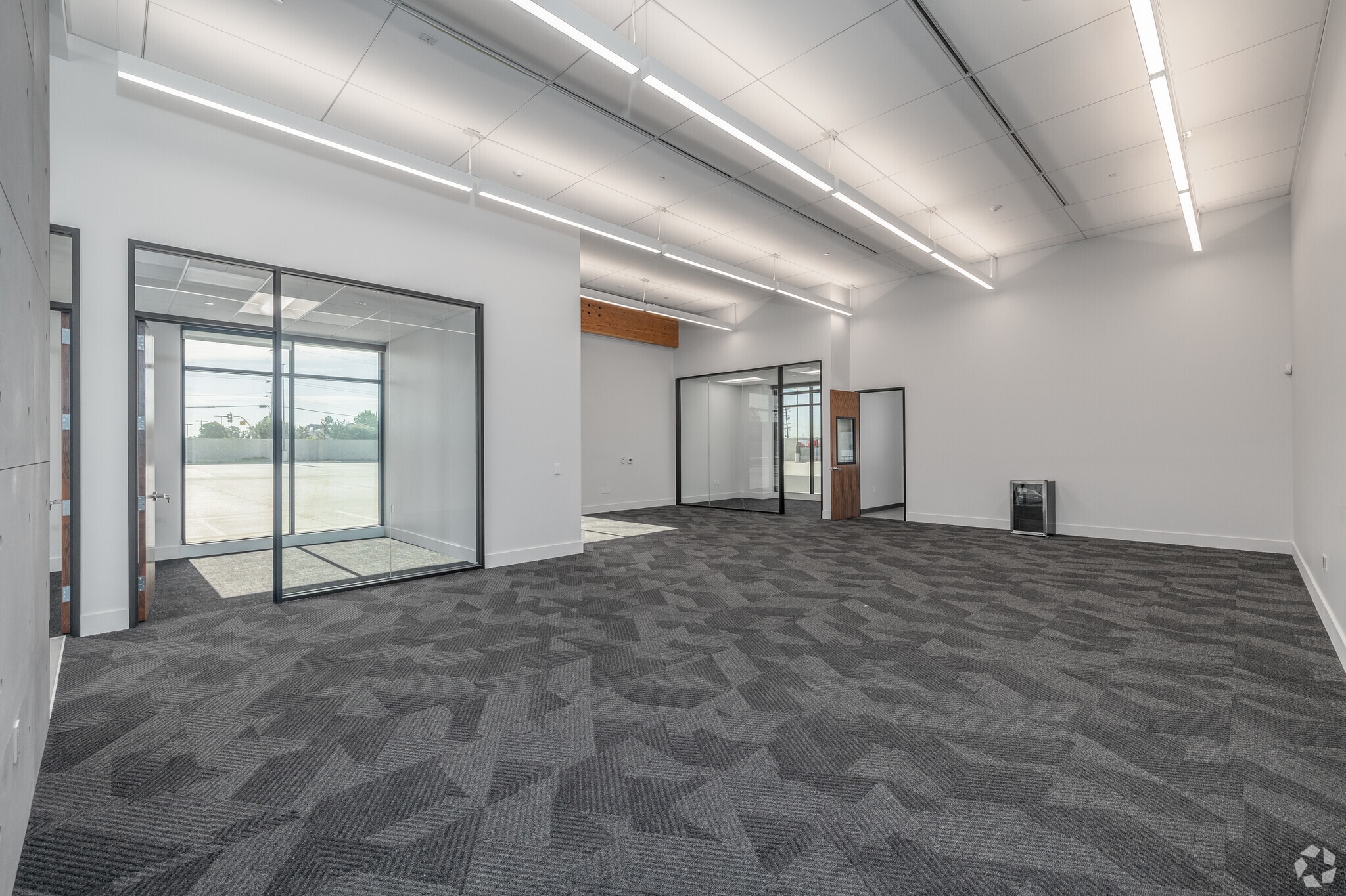 14527 San Pedro St, Gardena, CA for lease Interior Photo- Image 1 of 14