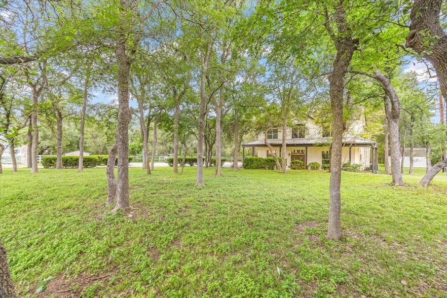 18965 FM 2252, Garden Ridge, TX à vendre - Photo du bâtiment - Image 2 de 19