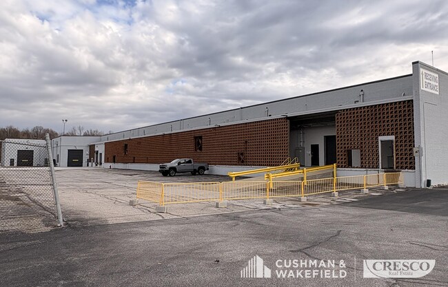 Plus de détails pour 3175 Gilchrist Rd, Mogadore, OH - Industriel à louer