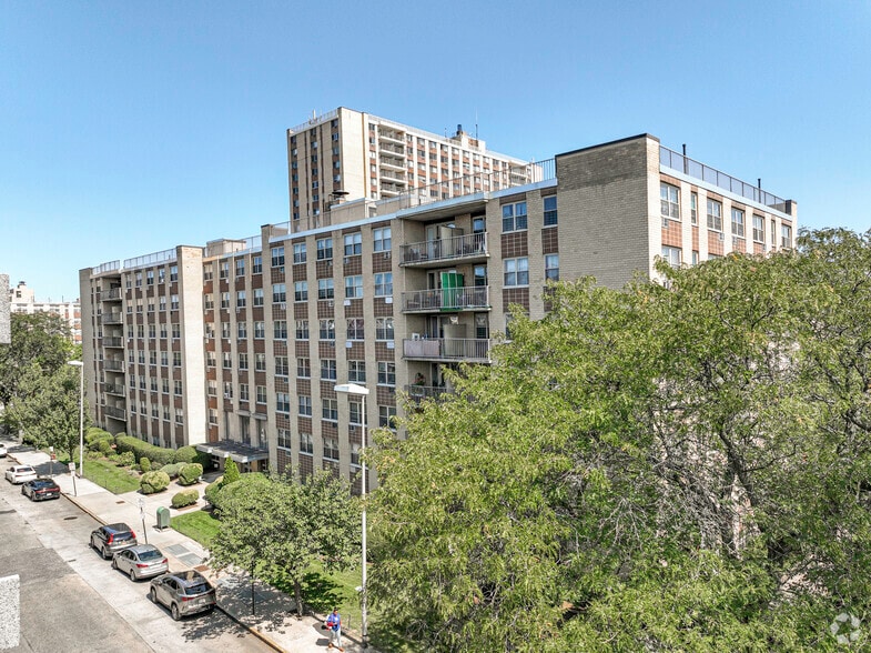 33 N Third Ave, Mount Vernon, NY for sale - Primary Photo - Image 1 of 5