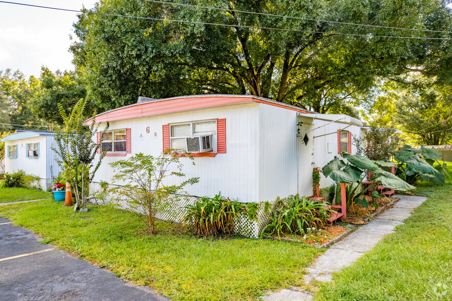 15101 N 15th St, Lutz, FL à vendre - Photo principale - Image 1 de 7