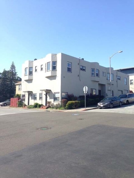 105-107 Chadbourne Ave, Millbrae, CA à vendre - Photo du bâtiment - Image 2 de 18