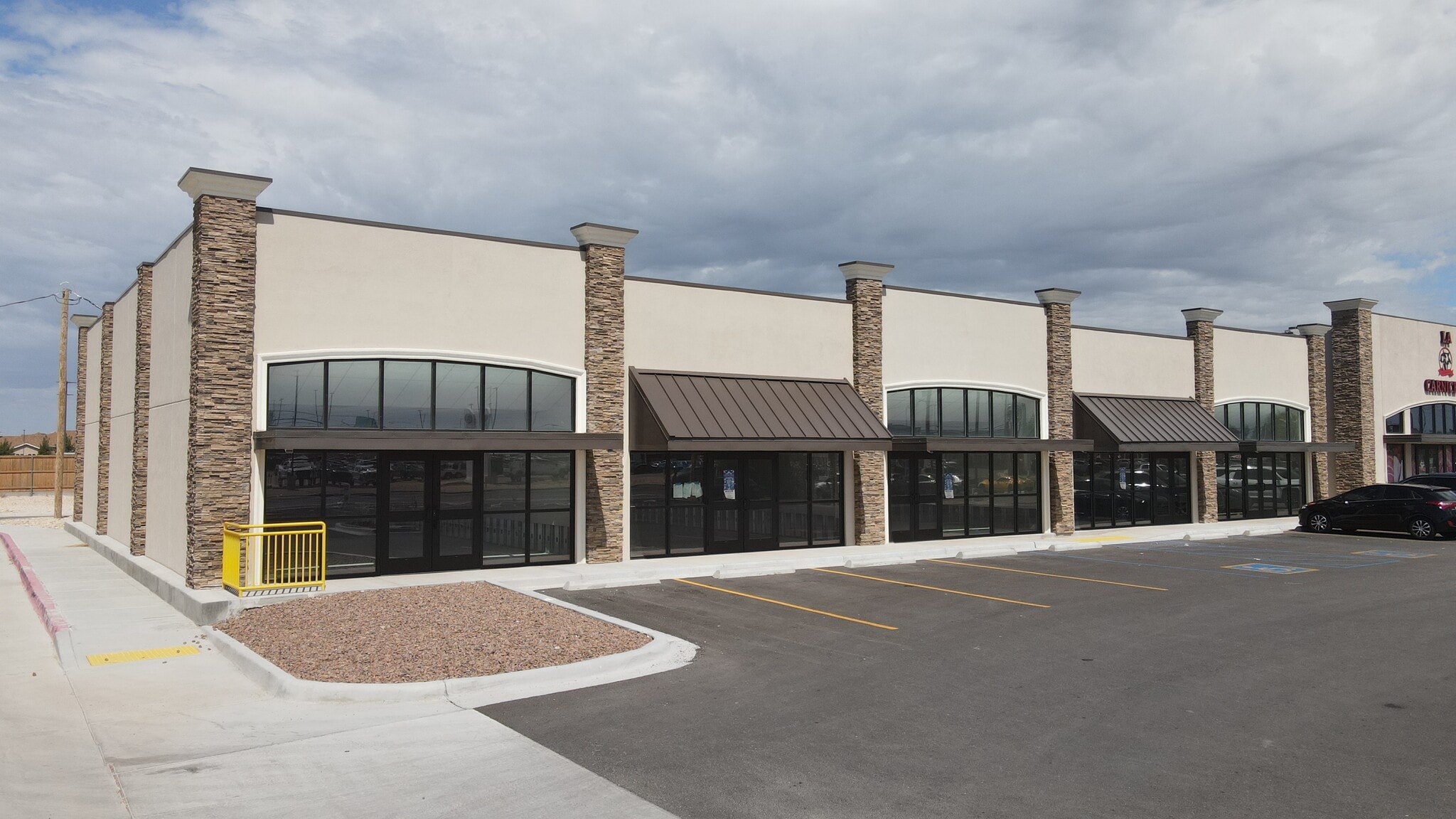 3601 N Grimes St, Hobbs, NM for lease Building Photo- Image 1 of 4