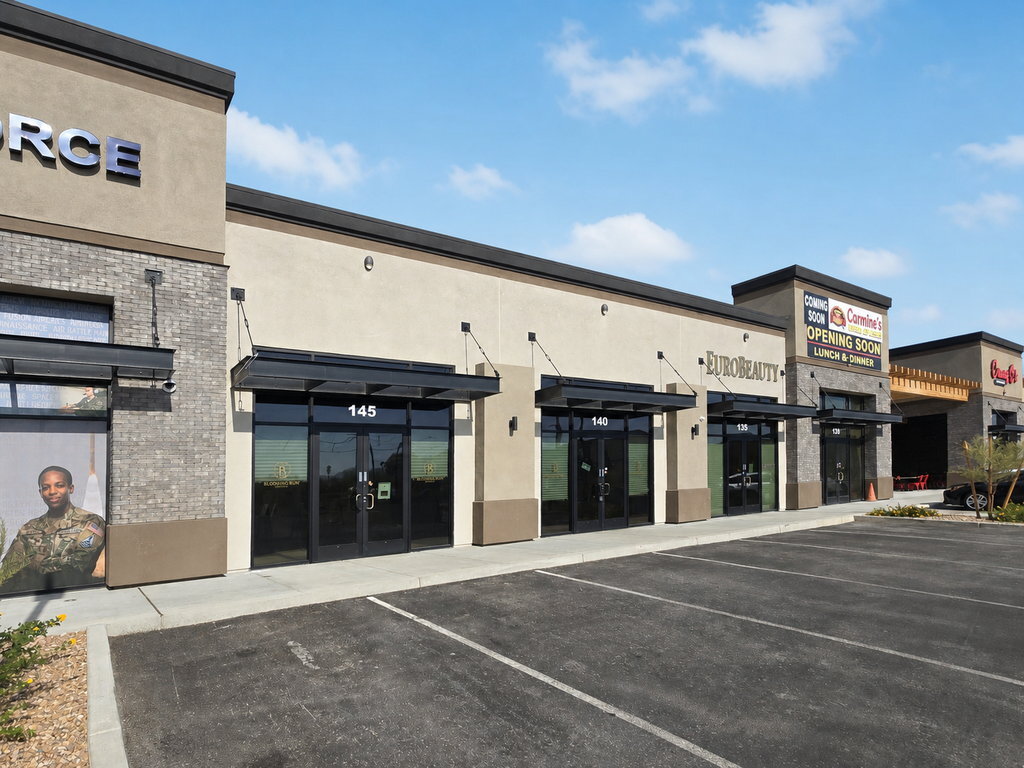 5840 S Rainbow Blvd, Las Vegas, NV for lease Building Photo- Image 1 of 1