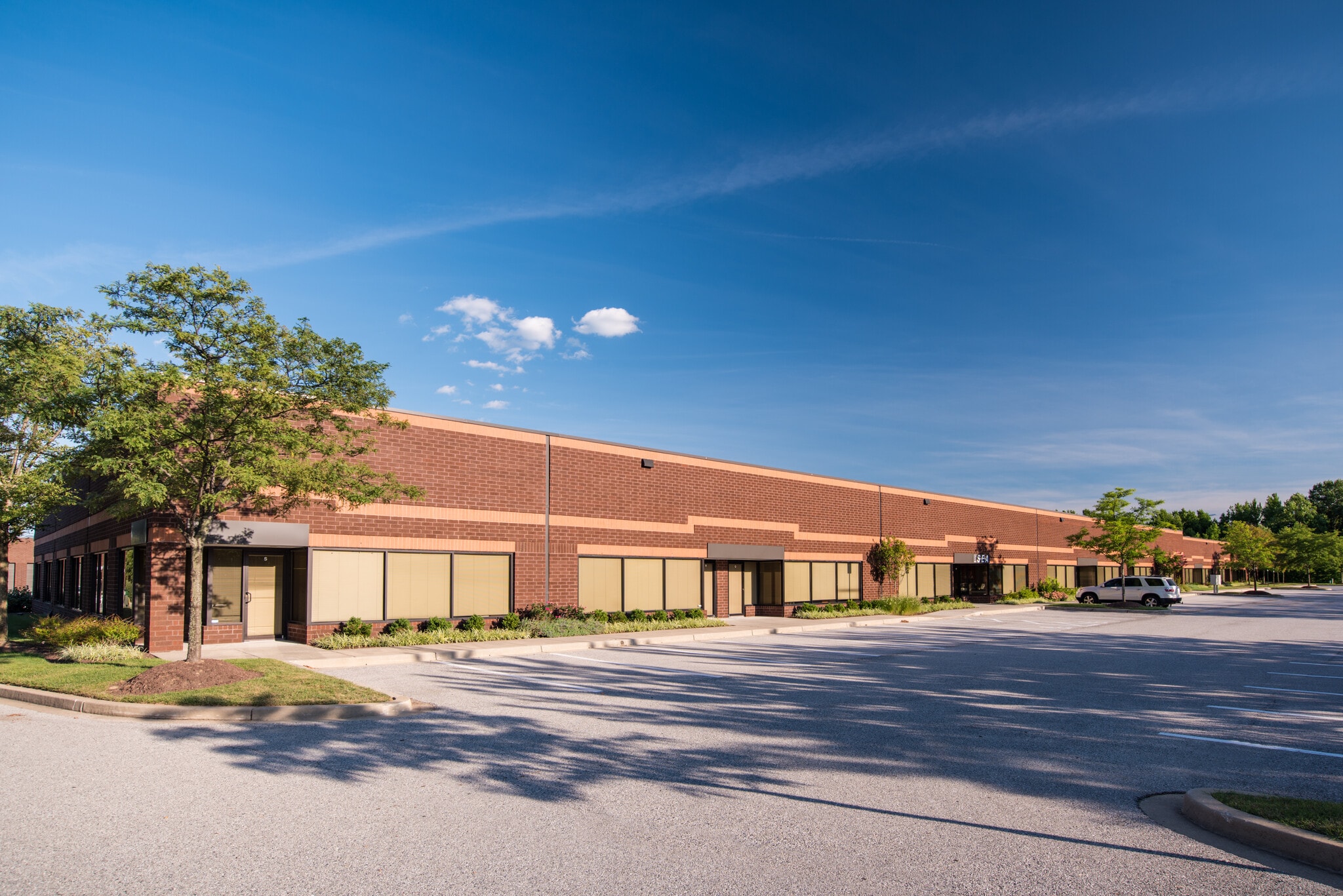 910 Cromwell Park Dr, Glen Burnie, MD for lease Building Photo- Image 1 of 2