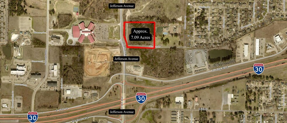 Jefferson Ave, Texarkana, AR à vendre - Photo du bâtiment - Image 2 de 3