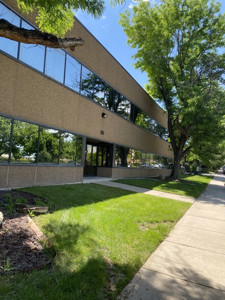 1010 S Joliet St, Aurora, CO à louer - Photo du bâtiment - Image 2 de 10