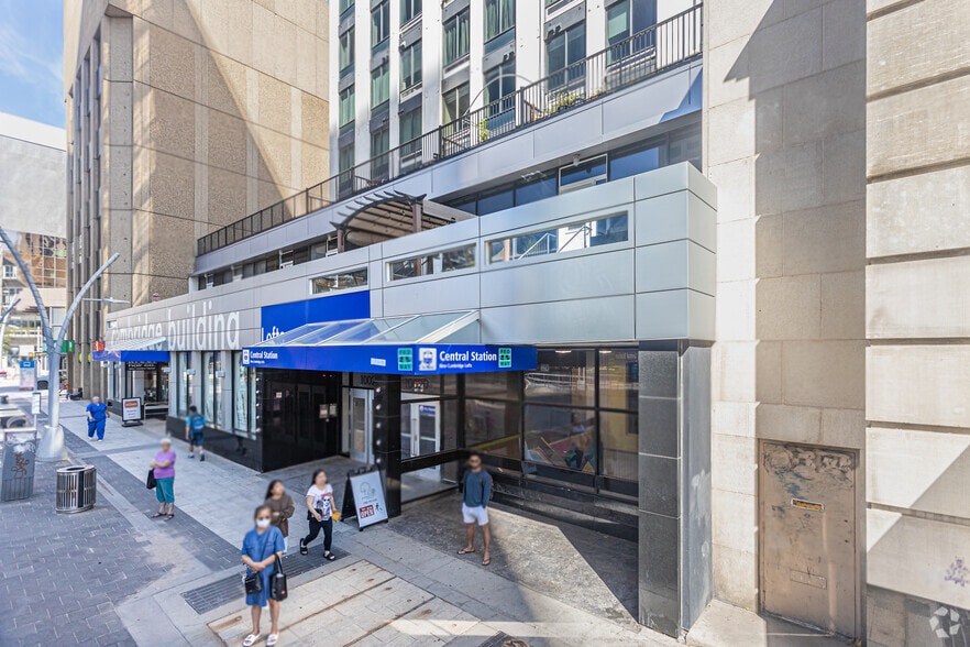 10020-10030 Jasper Ave NW, Edmonton, AB for sale - Building Photo - Image 3 of 5