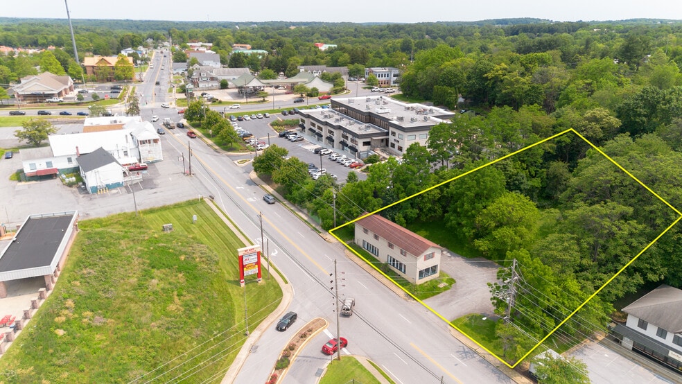 104 W Ridgeville Blvd, Mount Airy, MD for sale - Building Photo - Image 1 of 13