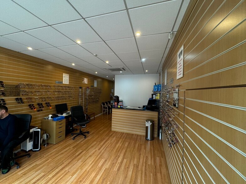 25 High St, Carluke à vendre - Photo du bâtiment - Image 2 de 4