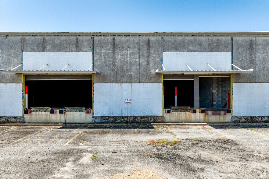 1420 W Broad Ave, Albany, GA à louer - Photo du bâtiment - Image 3 de 28