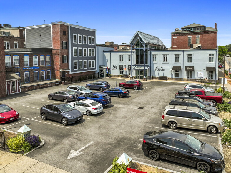 12 Washington St, Natick, MA for lease - Building Photo - Image 2 of 25