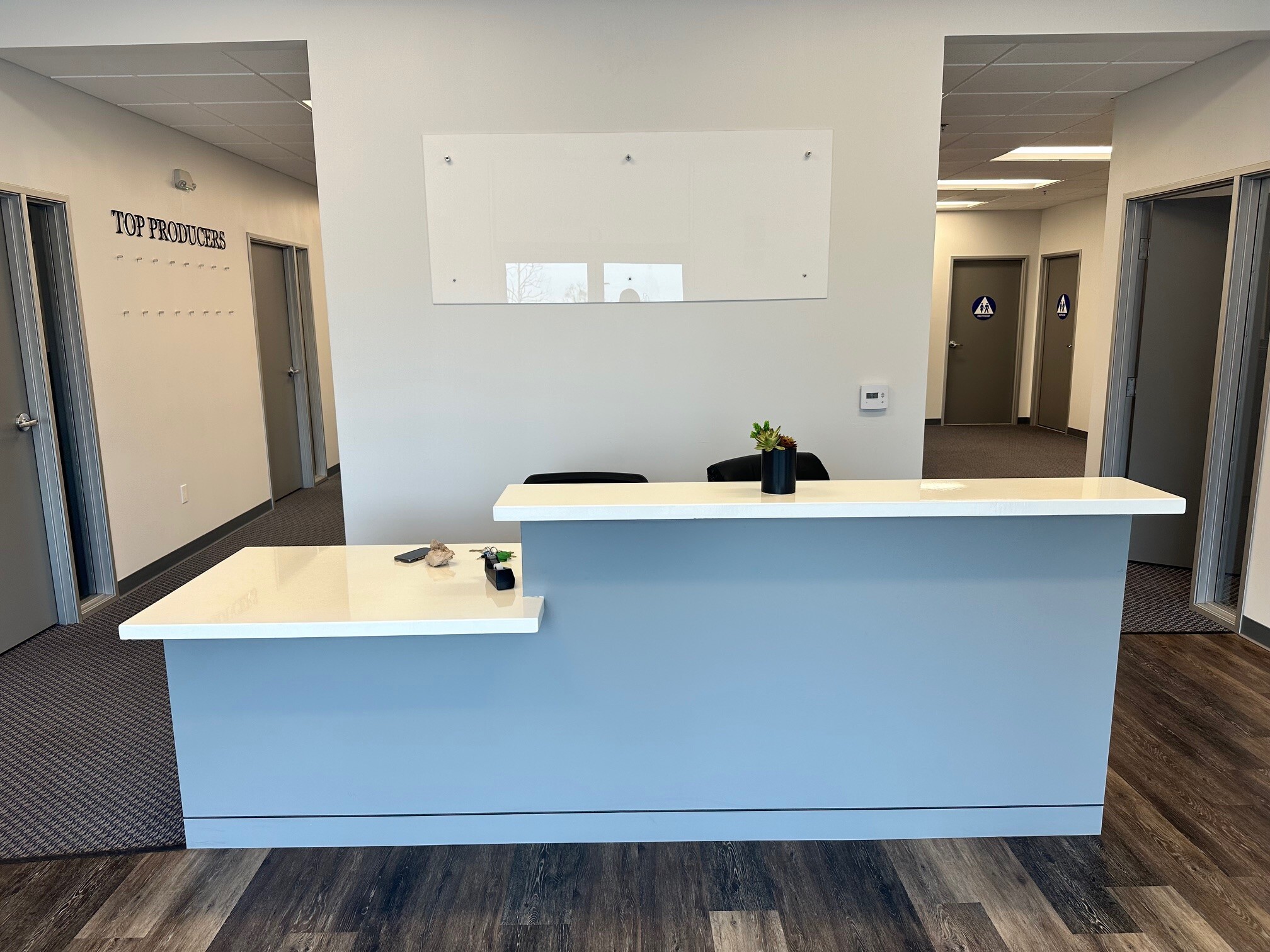 38410 5th St W St, Palmdale, CA for lease Lobby- Image 1 of 8