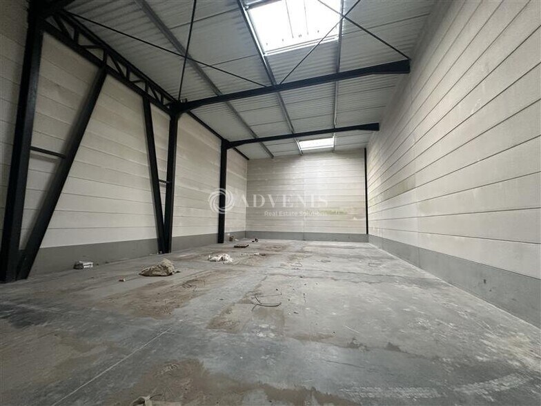 Industrial in Leers for lease - Interior Photo - Image 3 of 8