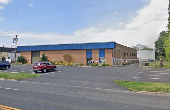 More details for 2703 River Rd, Cinnaminson, NJ - Industrial for Lease