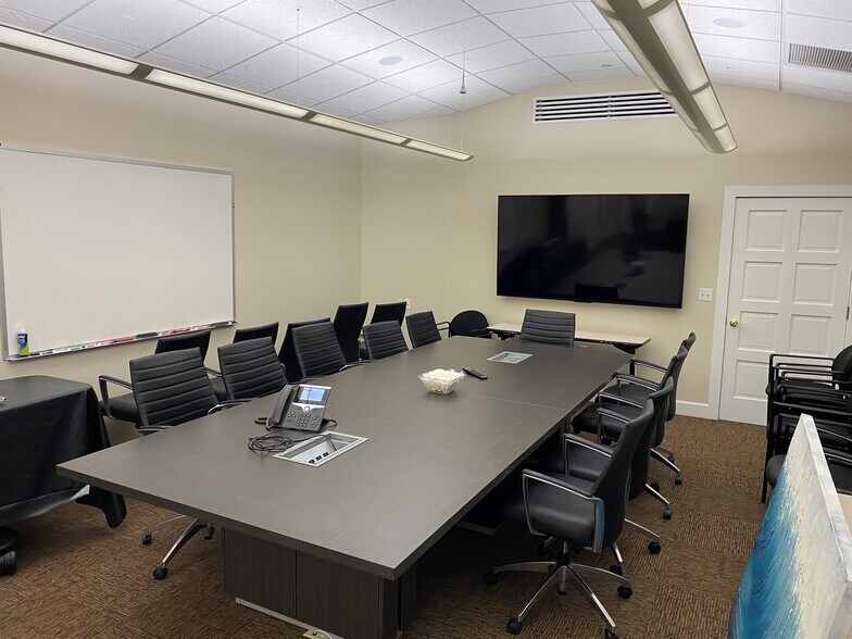 7351 Office Park Pl, Melbourne, FL à louer - Photo intérieure - Image 3 de 9