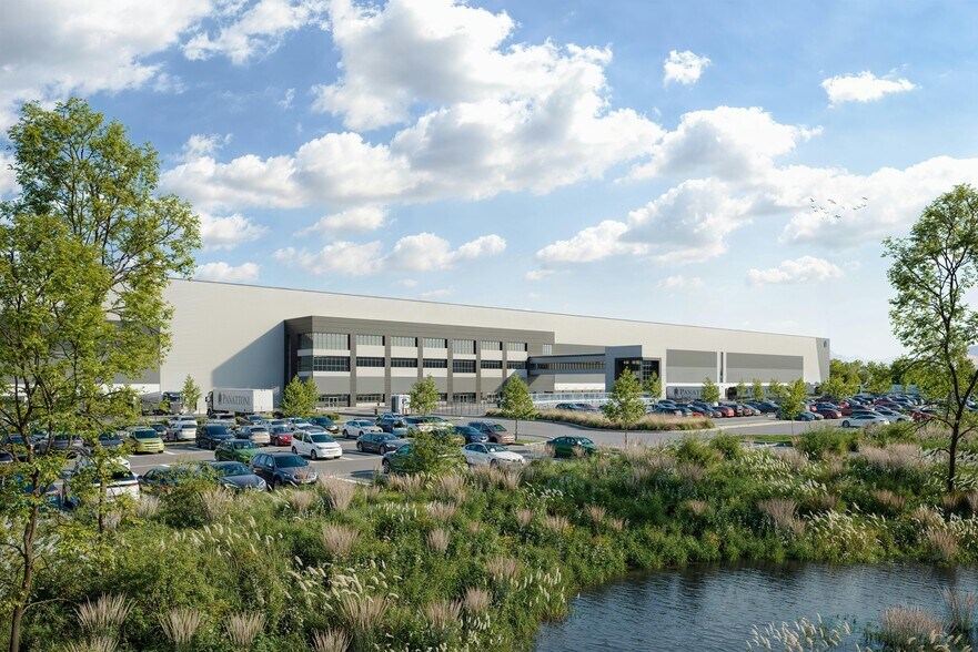 Highworth Rd, South Marston à louer - Photo du bâtiment - Image 2 de 54