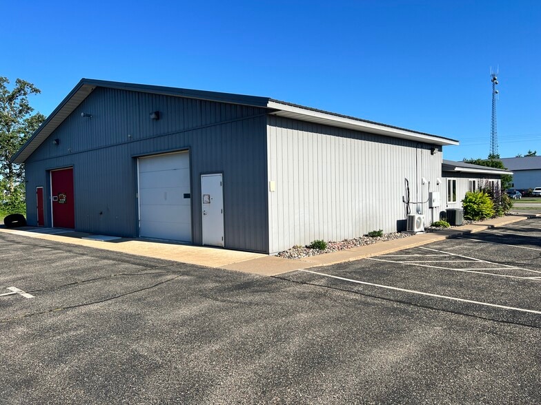 7771 College Rd, Baxter, MN à vendre - Photo du bâtiment - Image 3 de 16