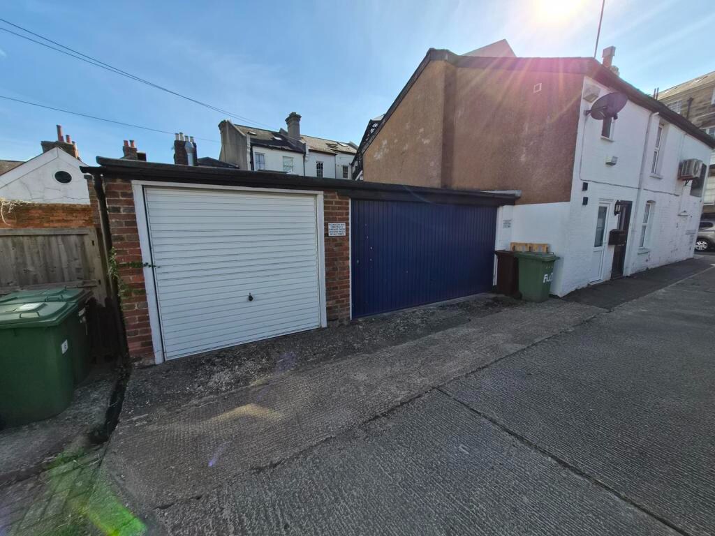 39 Crescent Rd, Tunbridge Wells à vendre Photo principale- Image 1 de 1