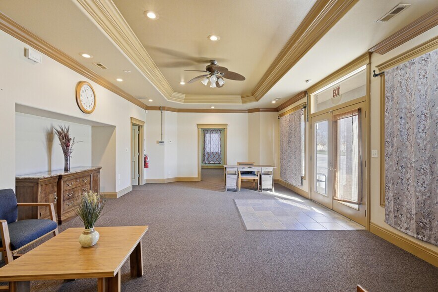 2307 Missouri Ave, Carthage, MO à vendre - Photo du bâtiment - Image 3 de 32