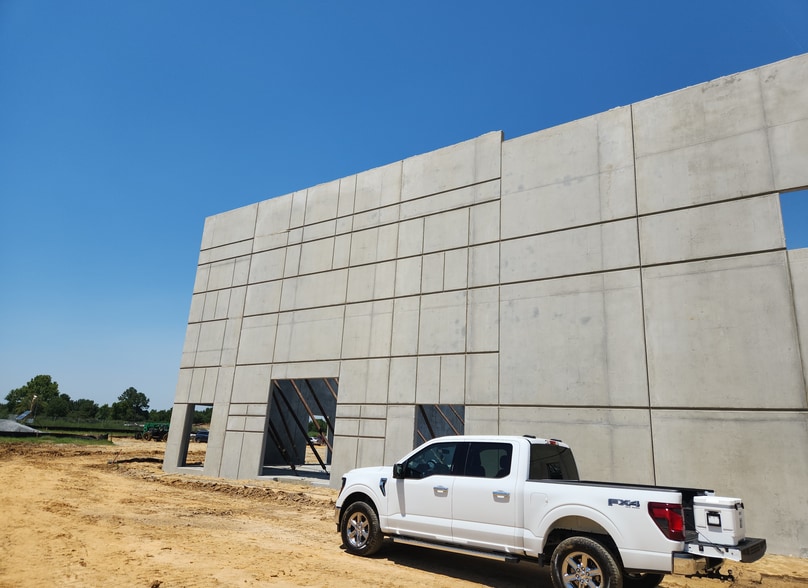 000 US-301 Hwy, Dunn, NC for lease - Construction Photo - Image 2 of 5