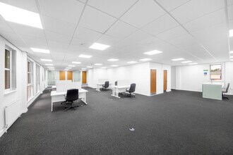 9 Deer Park Ave, Livingston à louer Photo intérieure- Image 1 de 3