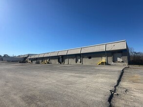 428 Harding Industrial Dr, Nashville, TN for lease Interior Photo- Image 2 of 2