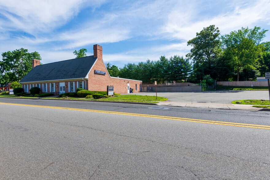 50 Broadway, Hillsdale, NJ à vendre - Photo du bâtiment - Image 3 de 10