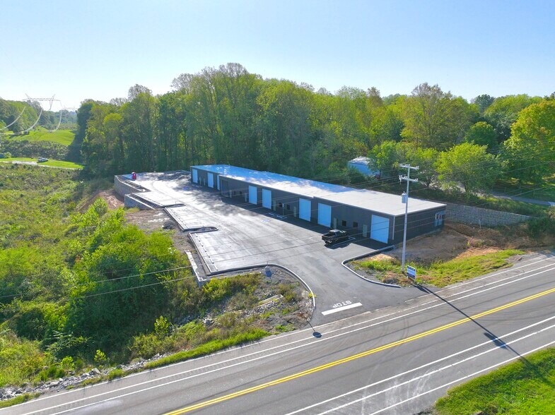 1820 Highway 31 W, White House, TN à louer - Photo du bâtiment - Image 3 de 8