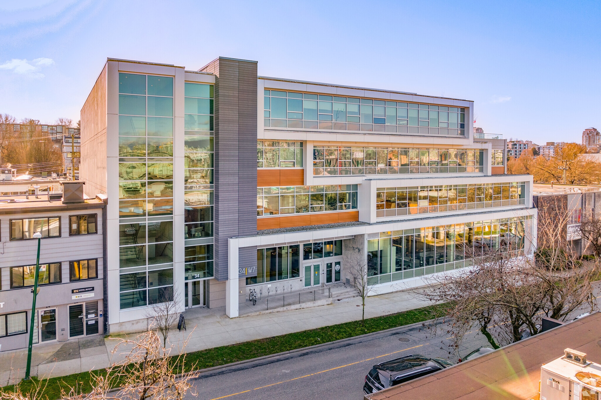 34 W 7th Ave, Vancouver, BC for lease Building Photo- Image 1 of 7