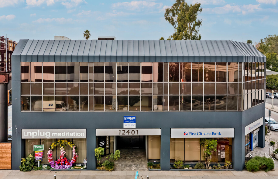 12401 Wilshire Blvd, Los Angeles, CA for lease - Building Photo - Image 1 of 9