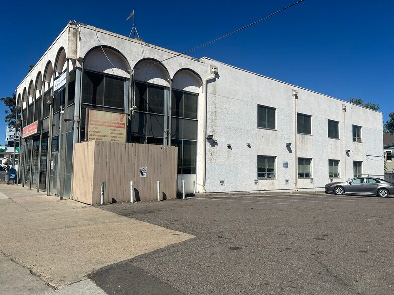1915 E Colfax Ave, Denver, CO à vendre - Photo principale - Image 1 de 49
