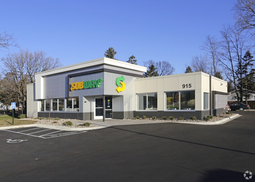 915 County Highway 10, Spring Lake Park, MN à vendre - Photo principale - Image 2 de 6