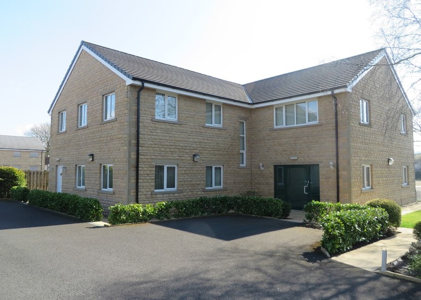 Sycamore Clos, Burnley for lease - Building Photo - Image 2 of 2