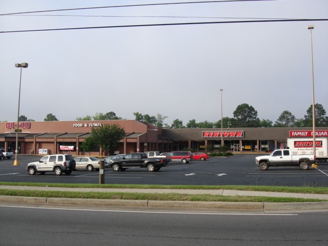 1101-1107 E 1st St, Vidalia, GA for lease Primary Photo- Image 1 of 4