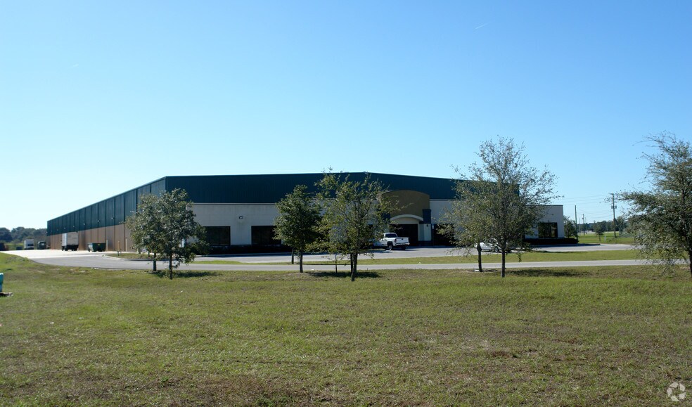 1501 SW 44th Ave, Ocala, FL à louer - Photo du bâtiment - Image 2 de 11