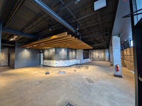 1607 W Irving Park Rd, Chicago, IL à louer Photo intérieure- Image 2 de 4