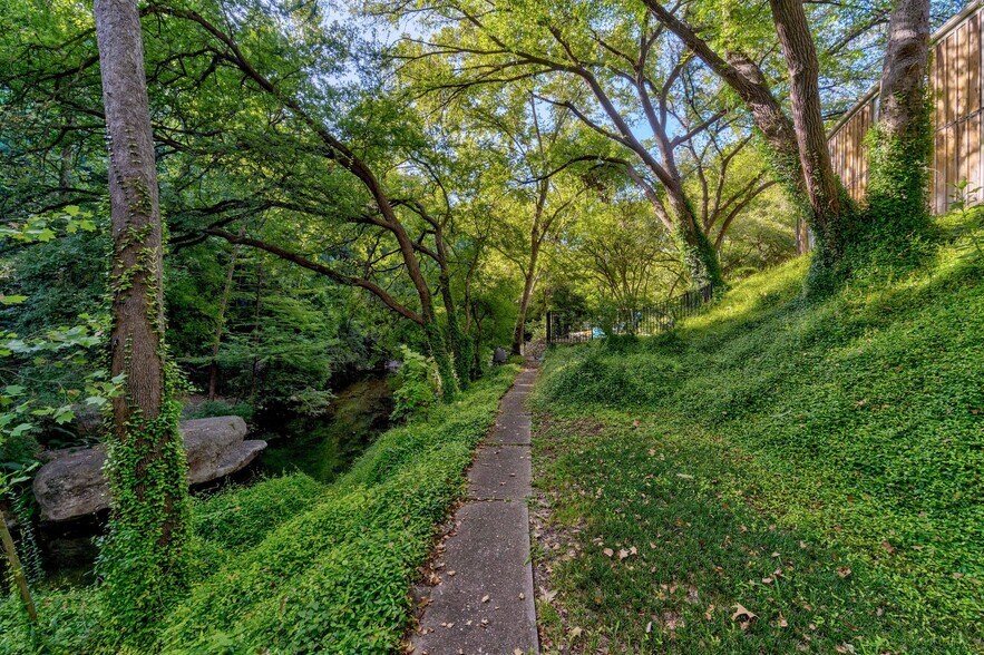 1801 Westlake Dr, West Lake Hills, TX à vendre - Photo du bâtiment - Image 2 de 27