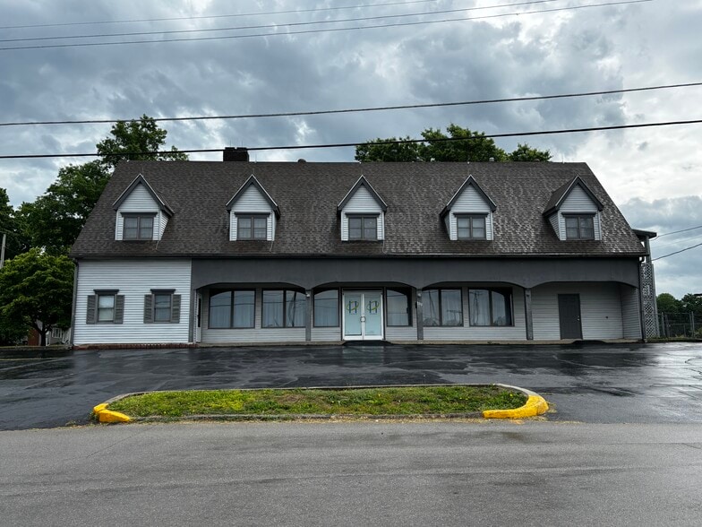 205 Grandview Dr, Frankfort, KY for sale - Building Photo - Image 2 of 38