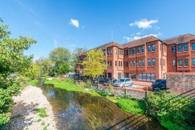 123 Castle St, Salisbury à louer - Photo du bâtiment - Image 3 de 19