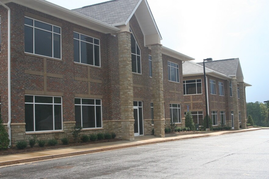 896 Legacy Park Dr, Lawrenceville, GA for sale - Building Photo - Image 2 of 3