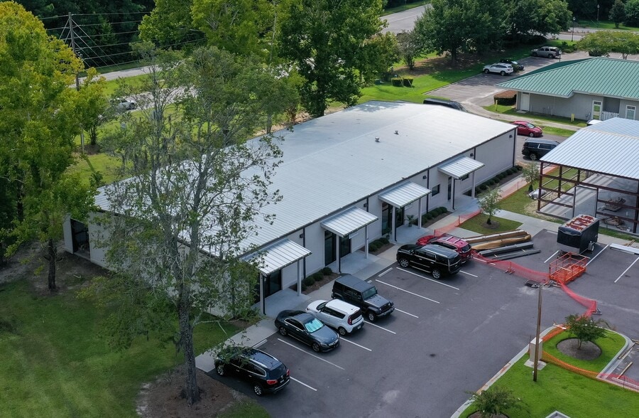 63 Schinger Ave, Ridgeland, SC for lease - Building Photo - Image 3 of 6